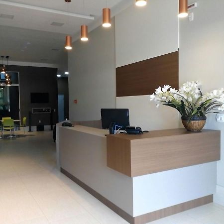 Brito Hotel Resplendor Bagian luar foto